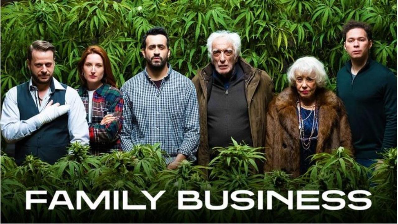 مسلسل Family Business الموسم الاول الحلقة 1 الاولي مترجمة